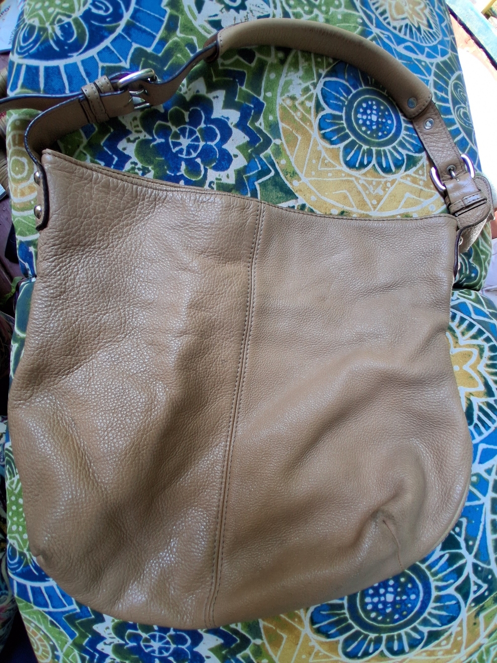 Vintage Tiganello Pebble Leather Shoulder Bag Tan